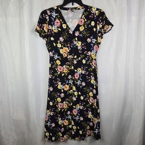 LOFT | Dresses | Loft Floral Cutwork Lace Overlay Dress | Poshmark